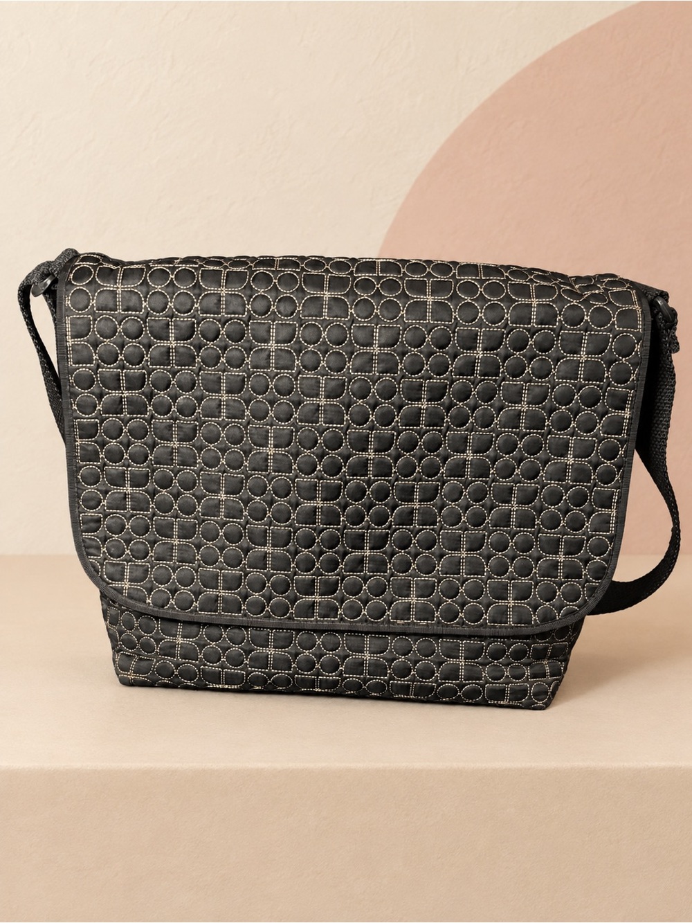 Kate Spade Black Cream Geometric Messenger Diaper Baby Bag Pink Lining
